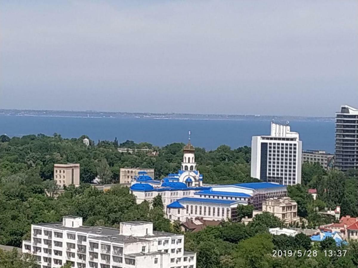 Arcadia Vip Apartments Sea View! Odessa Dış mekan fotoğraf